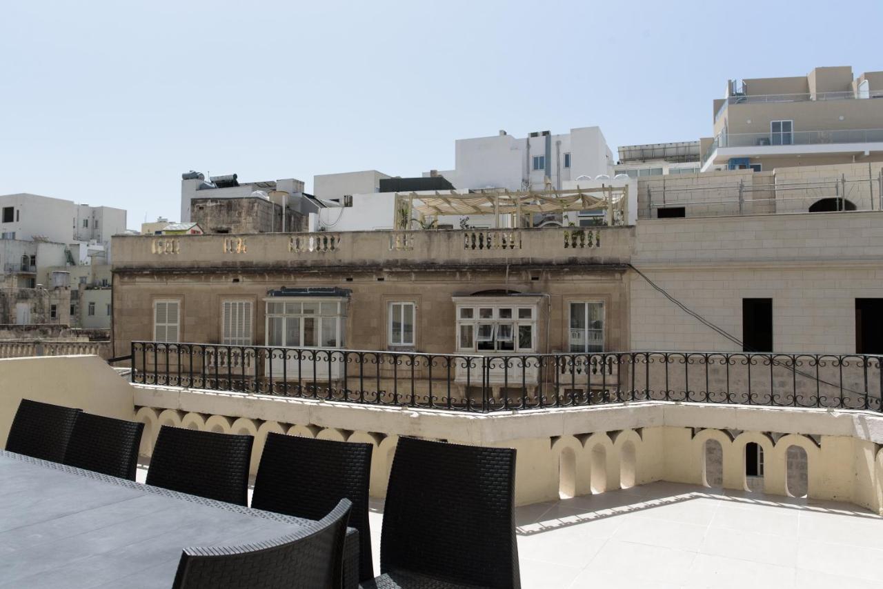 Stunning 4 Bedroom Apart. Near Balluta Bay 公寓 *