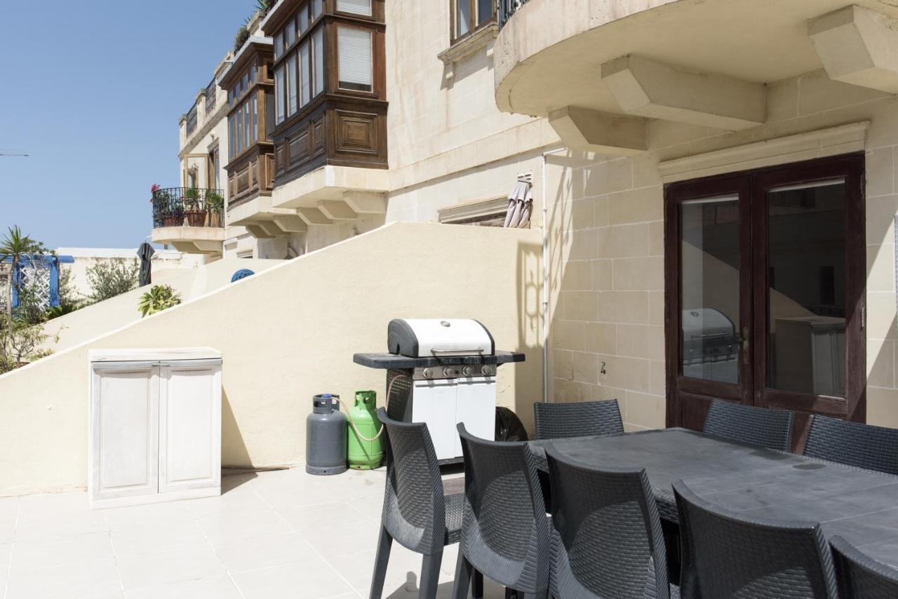 Stunning 4 Bedroom Apart. Near Balluta Bay 公寓 Sliema