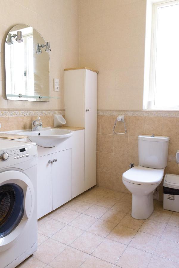 Stunning 4 Bedroom Apart. Near Balluta Bay Appartement